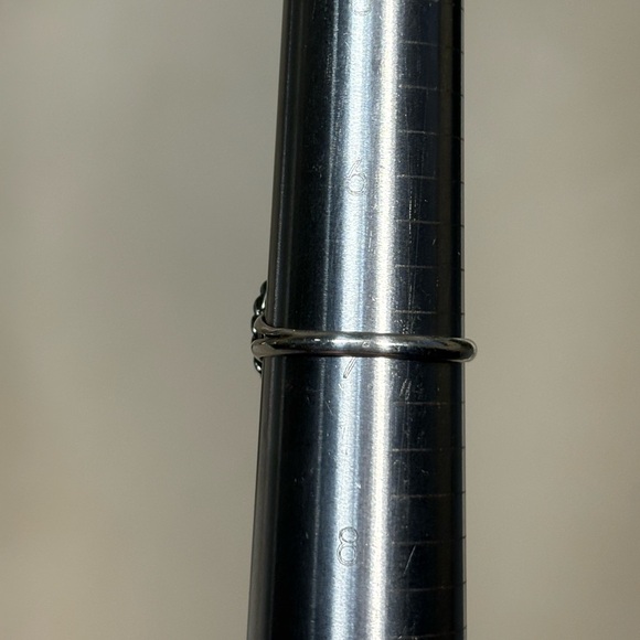 Sterling Silver Cabochon Cut Vintage Amethyst Ring - Picture 5 of 5